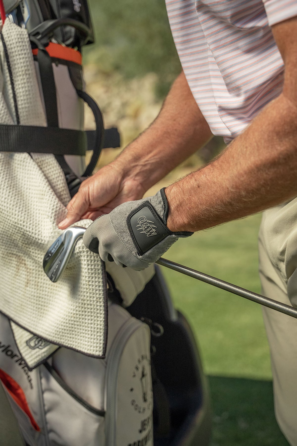 Play Like a Pro With The Claw PRO Golf Glove - Order Today – CaddyDaddy